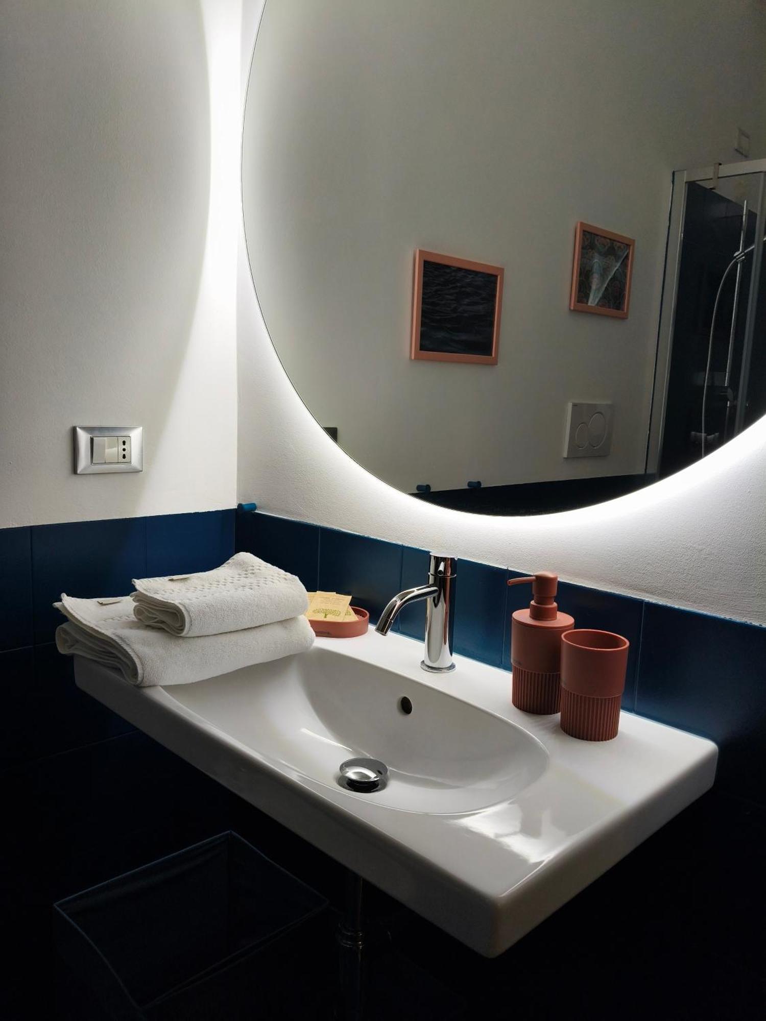 Fluere - Via Riva Reno Apartment Bologna Ngoại thất bức ảnh