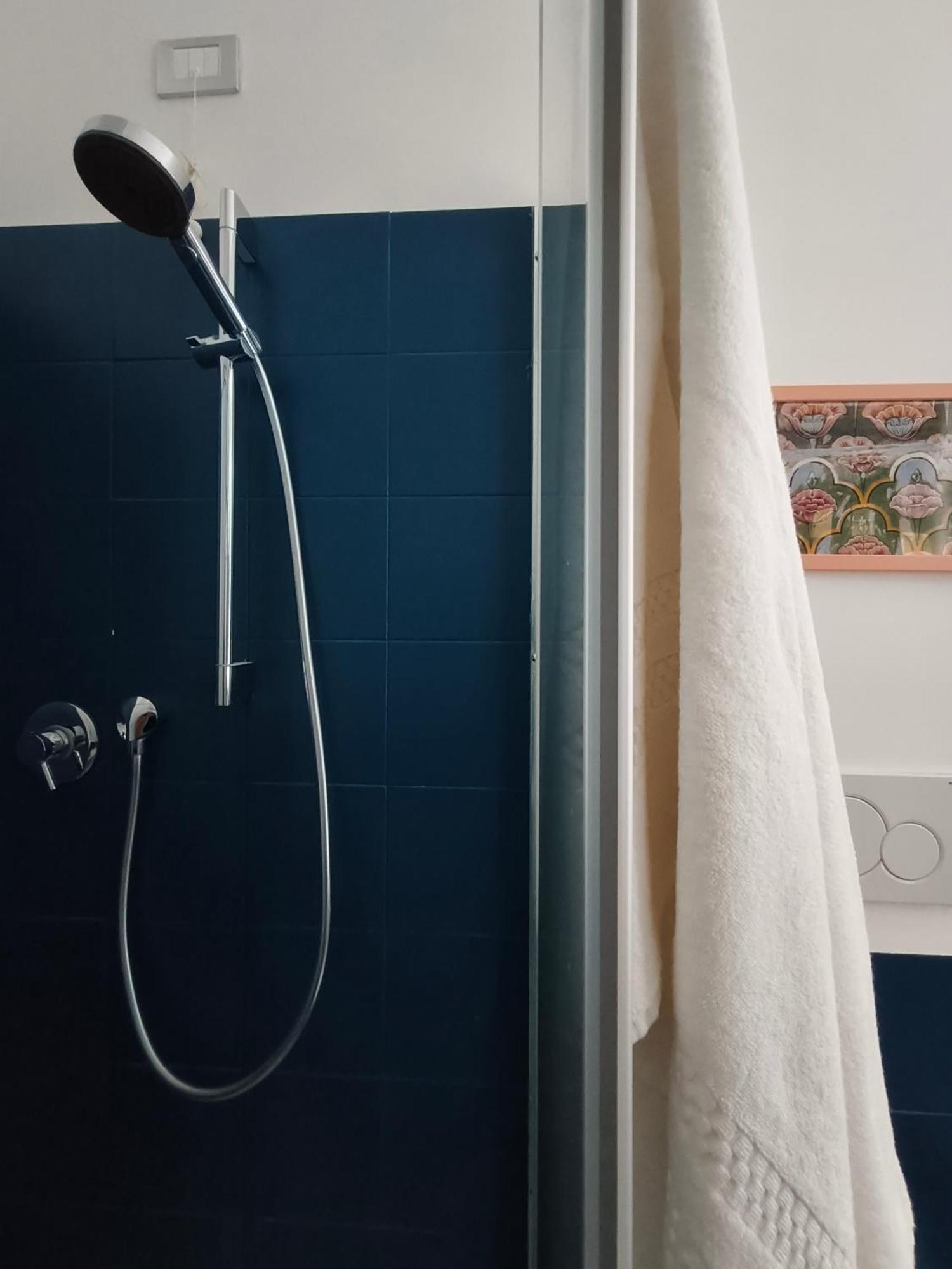 Fluere - Via Riva Reno Apartment Bologna Ngoại thất bức ảnh